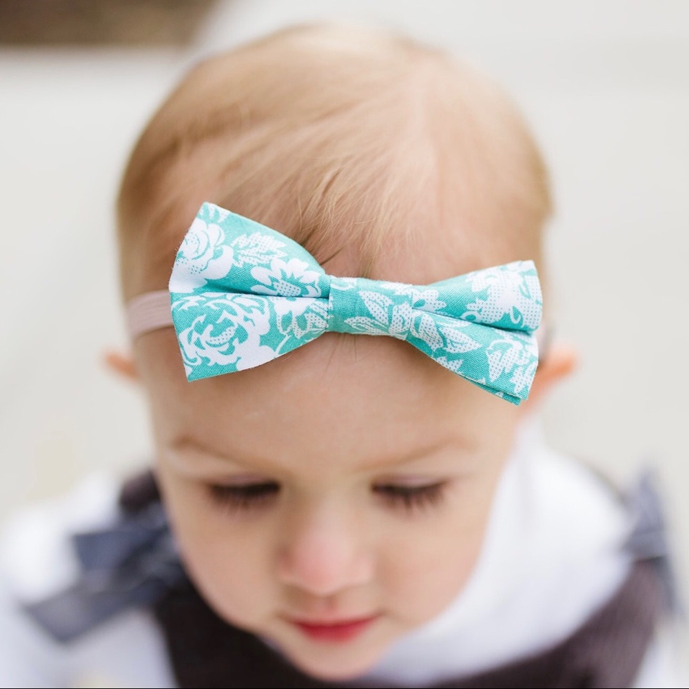 Baby headband bow / Baby bow tie
